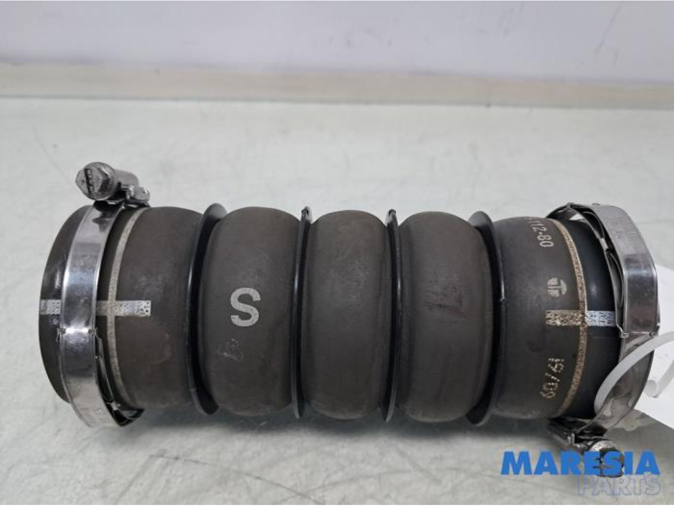 Peugeot - 3008 - Intercooler Schlauch