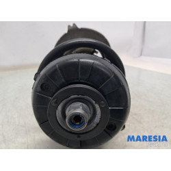 Peugeot - 3008 - Stoßdämpferstrebe links vorne