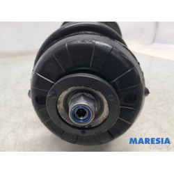 Peugeot - 3008 - Stoßdämpferstrebe rechts vorne