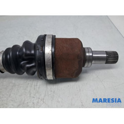 Peugeot - 3008 - Antriebswelle links vorne