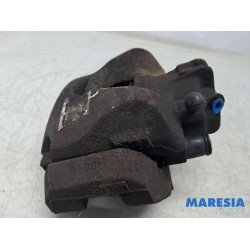 Peugeot - 3008 - Bremszange links vorne