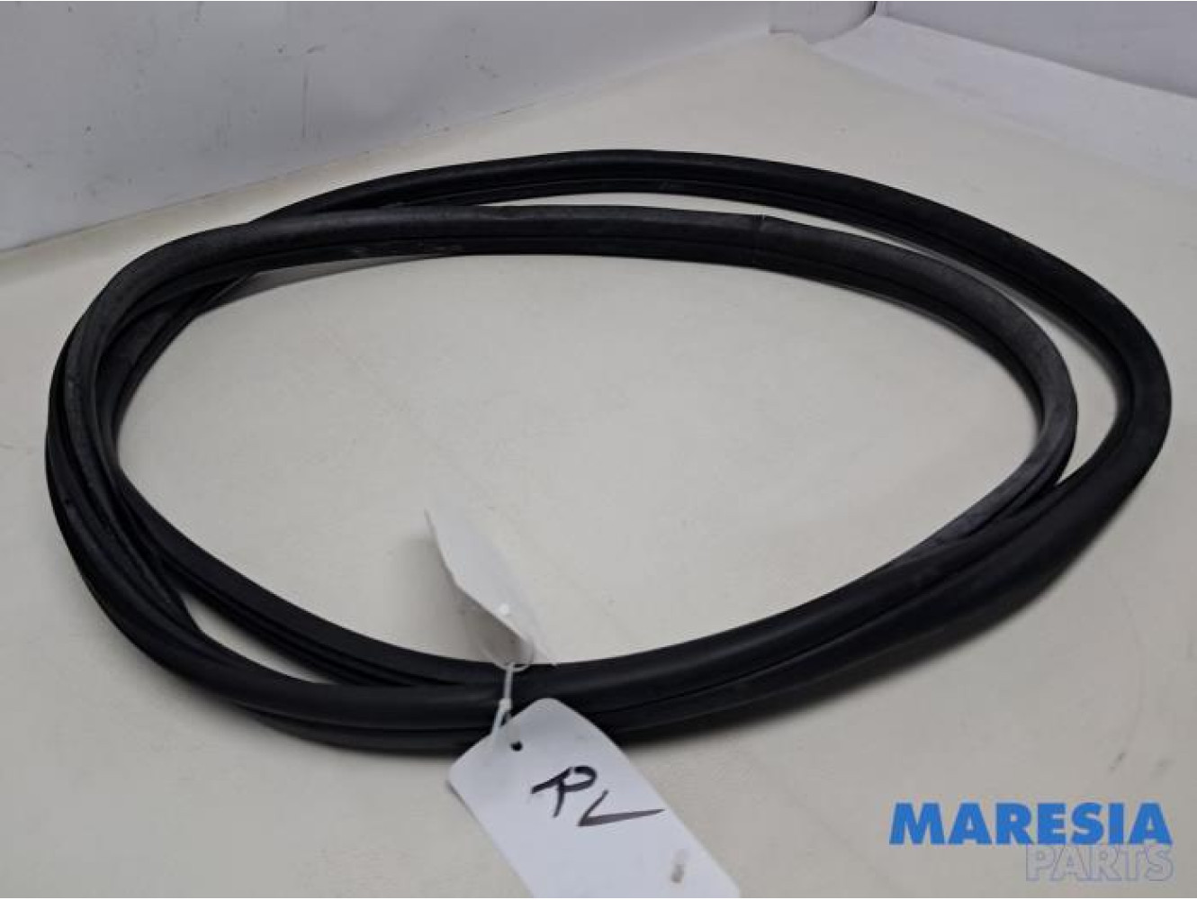 Peugeot - 3008 - Türgummi 4-türig rechts vorne