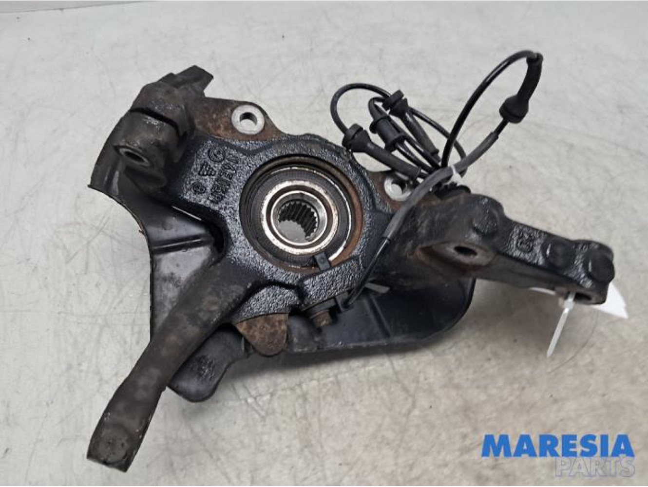 Fiat - 500 - Knuckle, front right