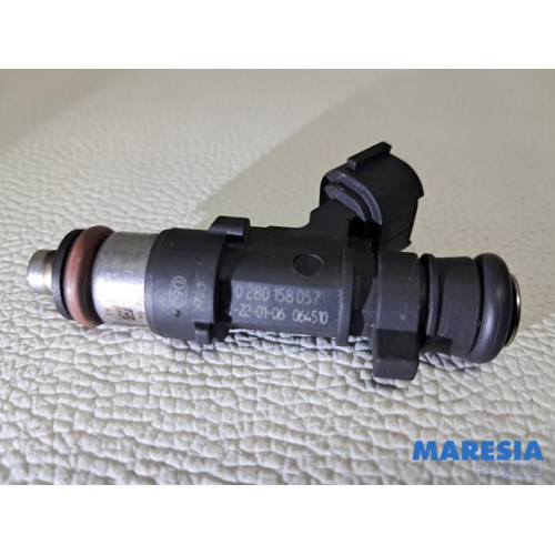 Peugeot - 307 - Injektor (Benzineinspritzung)