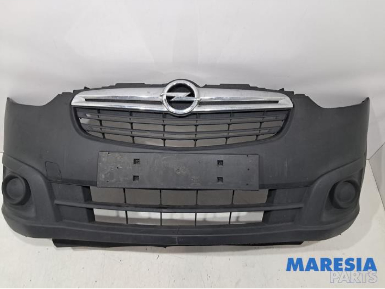 Opel - Combo - Front bumper