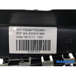 Peugeot - 308 - Sliding headliner mechanism