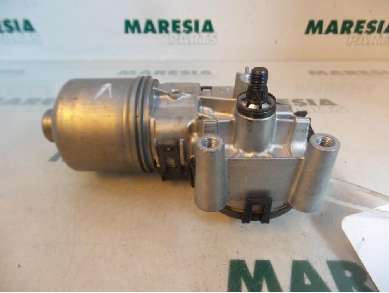 Peugeot - 207 - Front wiper motor