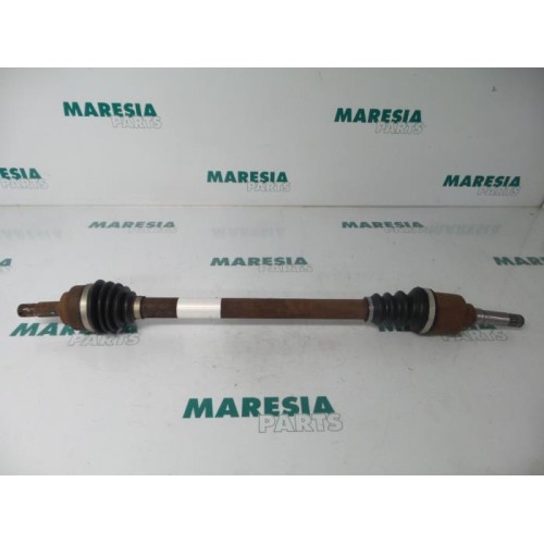Peugeot - 207 - Front drive shaft, right