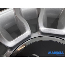 Fiat - 500 - Sportvelgenset + banden