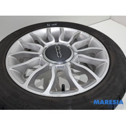 Fiat - 500 - Sportvelgenset + banden
