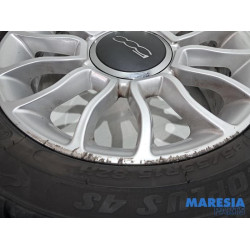Fiat - 500 - Sportvelgenset + banden