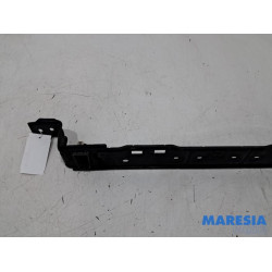 Peugeot - 308 - Radiator bar