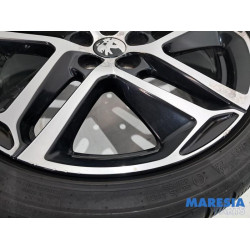 Peugeot - 308 - Velgen set + winterbanden