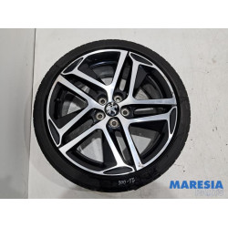 Peugeot - 308 - Velgen set + winterbanden