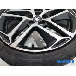 Peugeot - 308 - Velgen set + winterbanden
