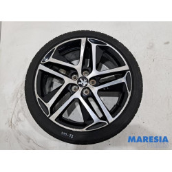 Peugeot - 308 - Velgen set + winterbanden