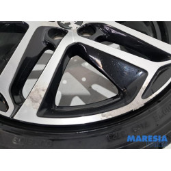 Peugeot - 308 - Velgen set + winterbanden