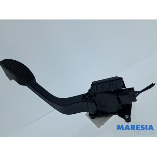 Fiat - 500 - Gaspedal