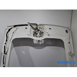 Peugeot - 308 - Headlining