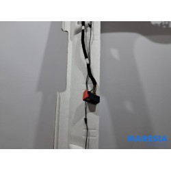 Peugeot - 308 - Headlining