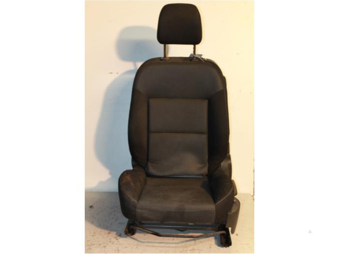 Peugeot - 207 - Sitz links
