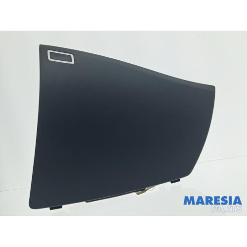 Citroen - C4 Picasso - Dashboard cover / flap