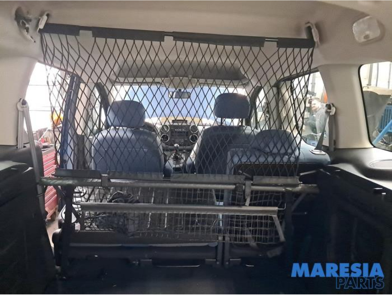 Citroen - Berlingo - Hondenrek