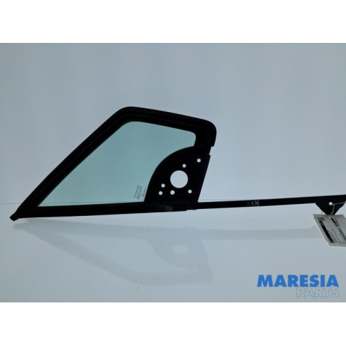 Citroen - Berlingo - Driehoeks Ruit rechts-voor