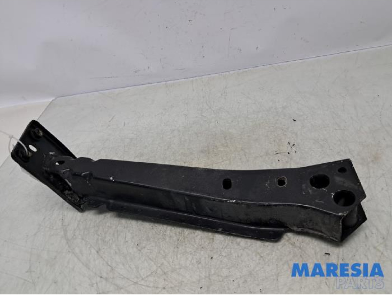 Fiat - 500 - Frontdeel steun