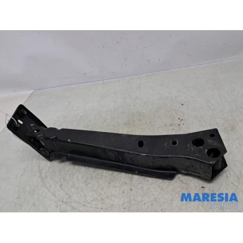 Fiat - 500 - Frontdeel steun