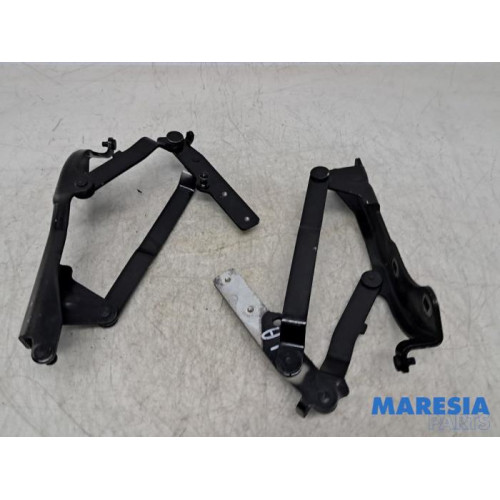 Fiat - 500 - Scharnier Heckklappe