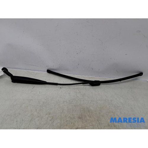 Fiat - 500 - Ruitenwisserarm voor