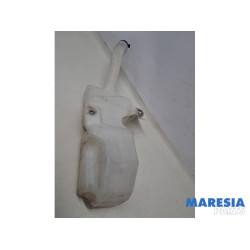 Fiat - 500 - Front windscreen washer reservoir