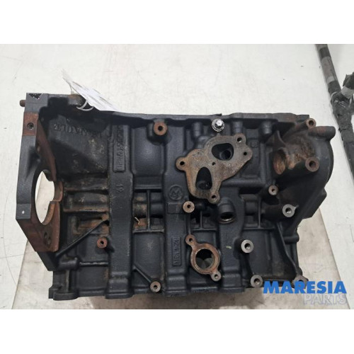 Fiat - Talento - Motor Unterblock