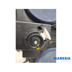 Opel - Combo - Koplamp rechts