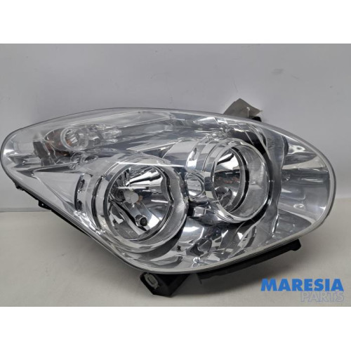 Opel - Combo - Koplamp rechts