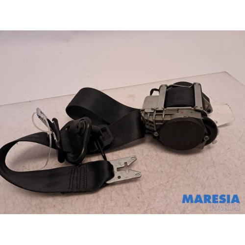 Renault - Megane - Front seatbelt, left (exchange)
