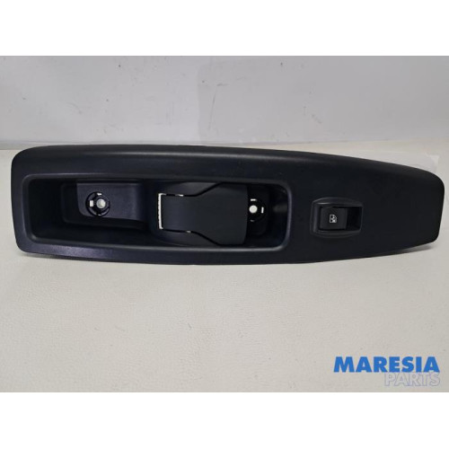 Opel - Combo - Multi-functional window switch