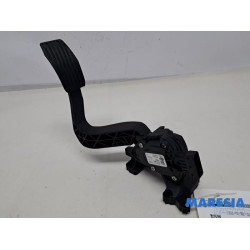 Opel - Combo - Gaspedaal