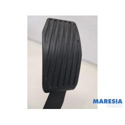 Opel - Combo - Gaspedaal