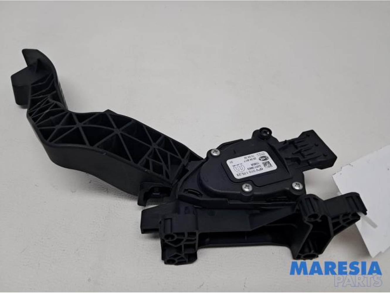 Opel - Combo - Gaspedaal