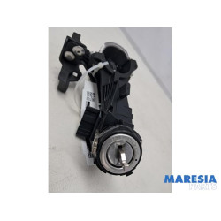 Opel - Combo - Kontaktslot+Sleutel