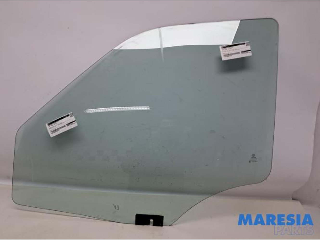 Opel - Combo - Vitre portière 2portes gauche