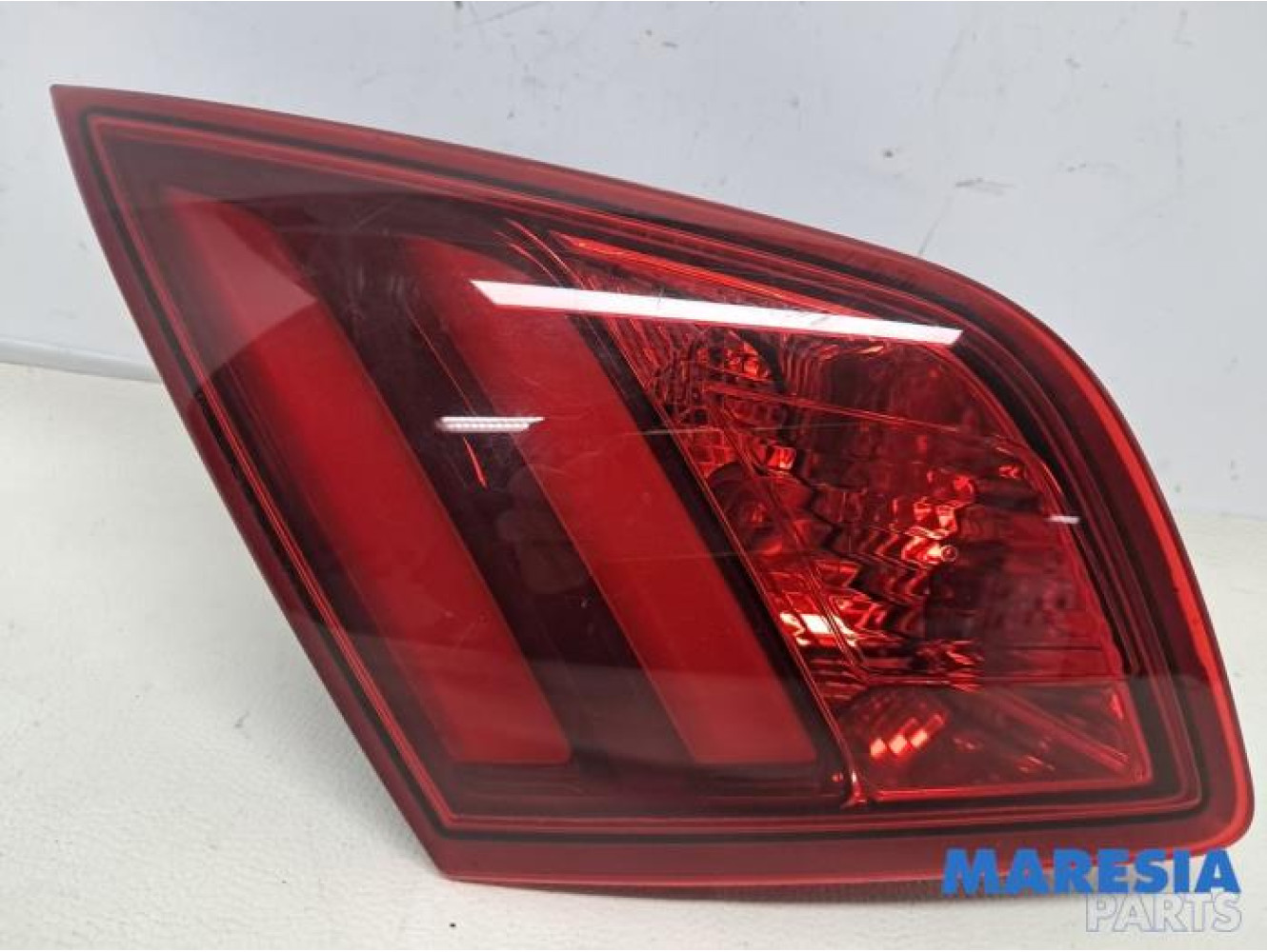 Peugeot - 308 - Feu arrière gauche