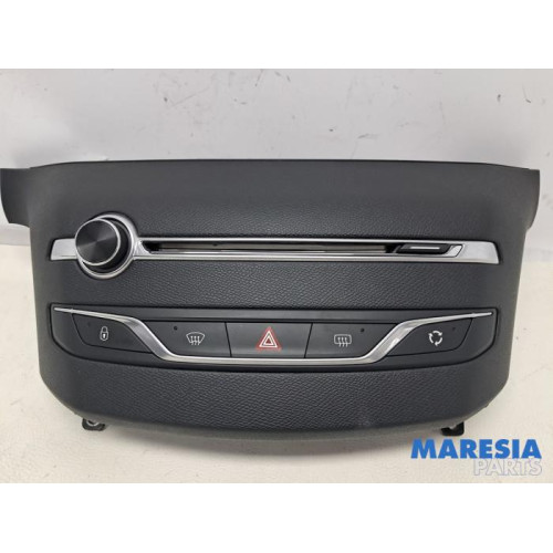 Peugeot - 308 - Panneau commande radio