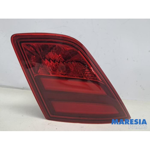 Peugeot - 308 - Feu arrière droit