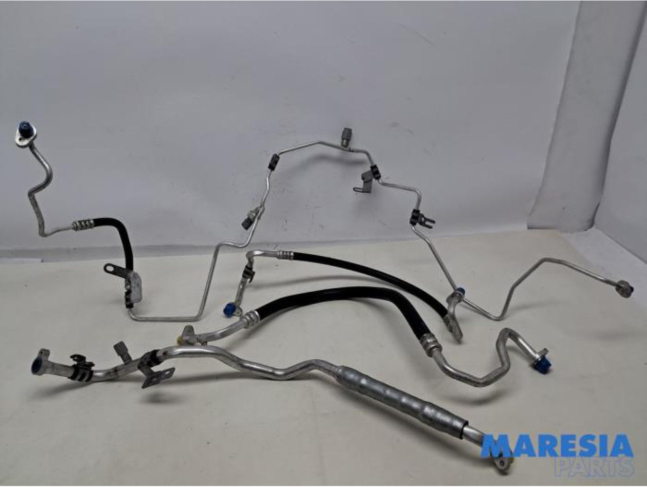 Renault - Megane - Air conditioning line