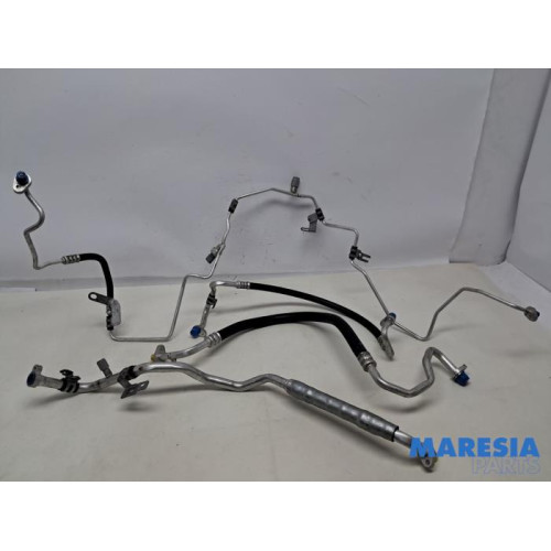 Renault - Megane - Air conditioning line