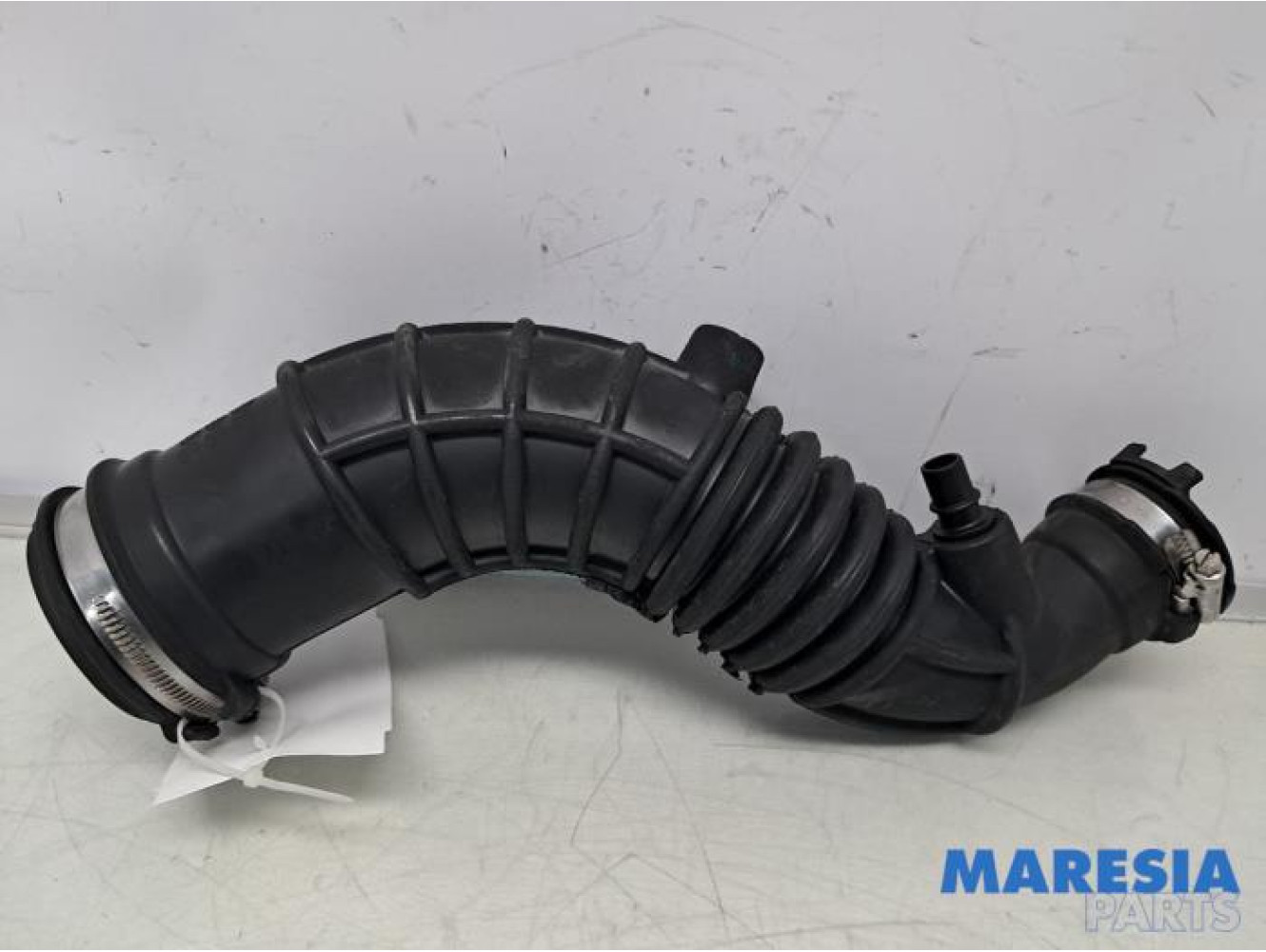 Renault - Megane - Turbo hose