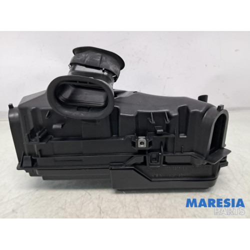 Renault - Megane - Zekeringkast